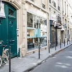 Διαμέρισμα Marais Centre Pompidou Id 233 *